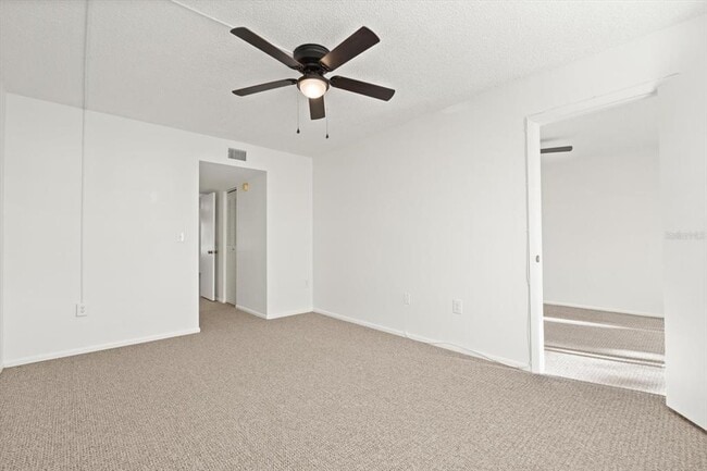 Building Photo - 315 30th Ave W