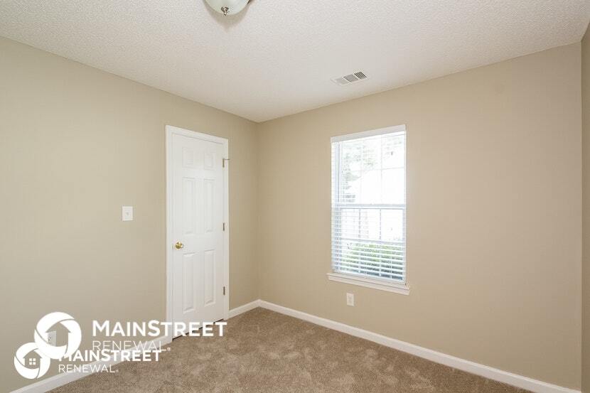 Building Photo - 117 Poplar Pointe Terrace