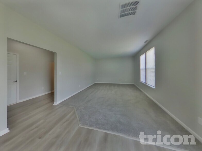 Building Photo - 2345 Cedarmill Dr