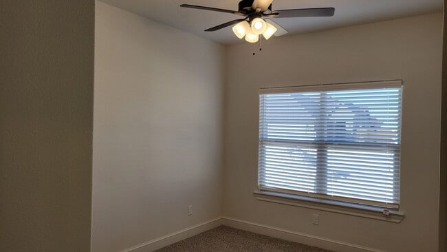 Building Photo - 7208 22nd Pl