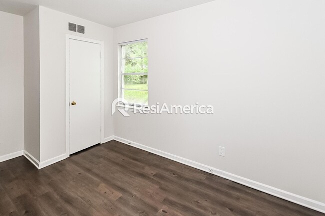 Building Photo - Newly Renovated 3BR/1B home in Whitehaven