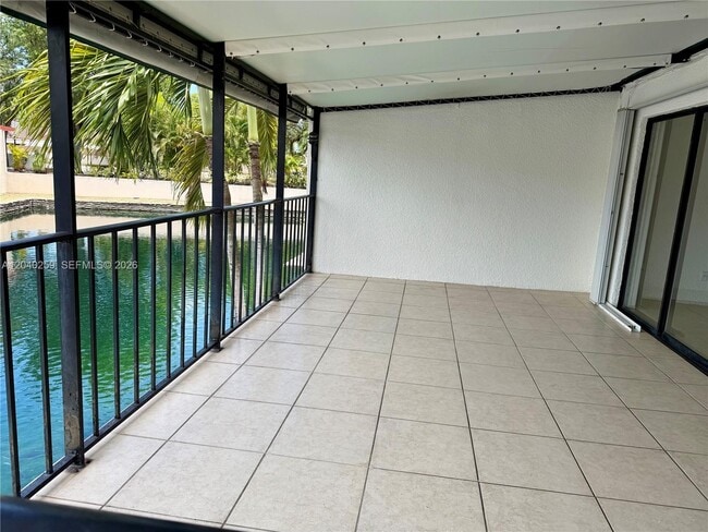 Building Photo - 15187 Loch Isle Dr W