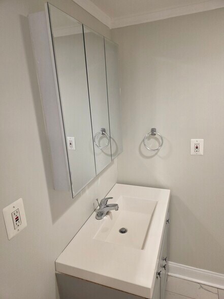 Building Photo - 602 Washington Ln