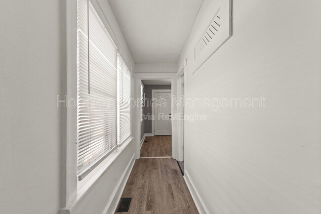 Building Photo - 5953 Rawles Ave