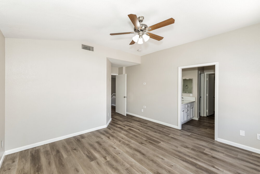 Building Photo - 6939 Wineberry Dr