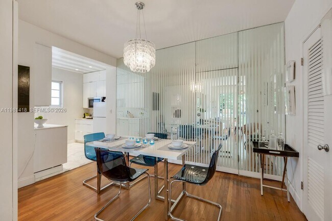 Building Photo - 739 11th St