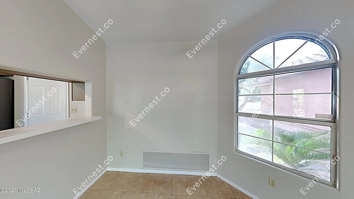 Building Photo - 12690 N Bandanna Way