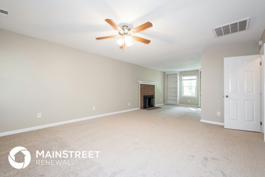 Building Photo - 4404 Liverpool Ln