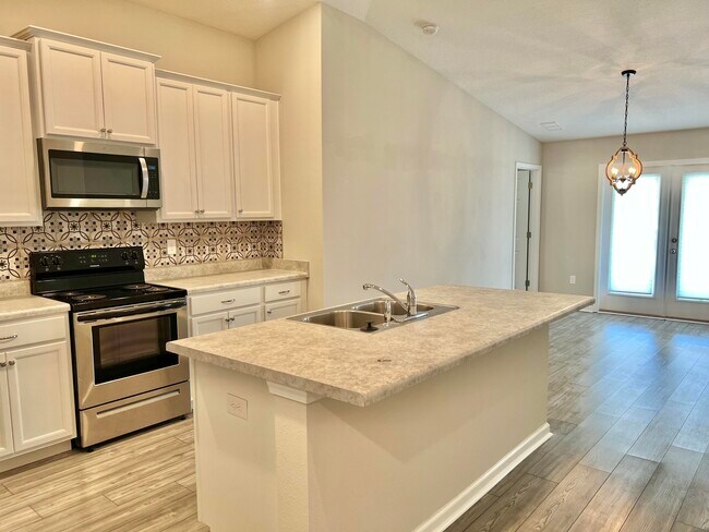 Building Photo - 709 Riverwalk Cir