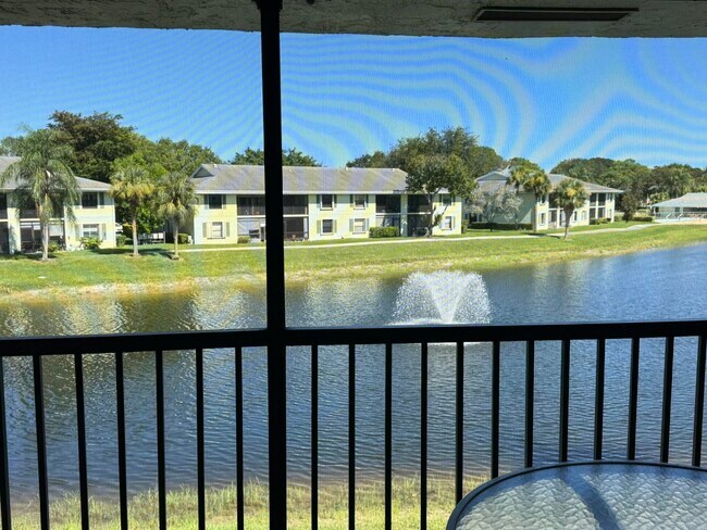 Building Photo - 801 Sabal Ridge Cir