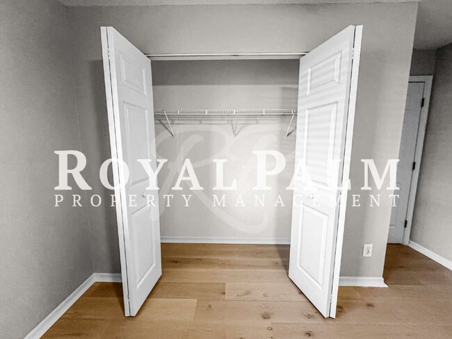 Building Photo - 326 SW 29th St