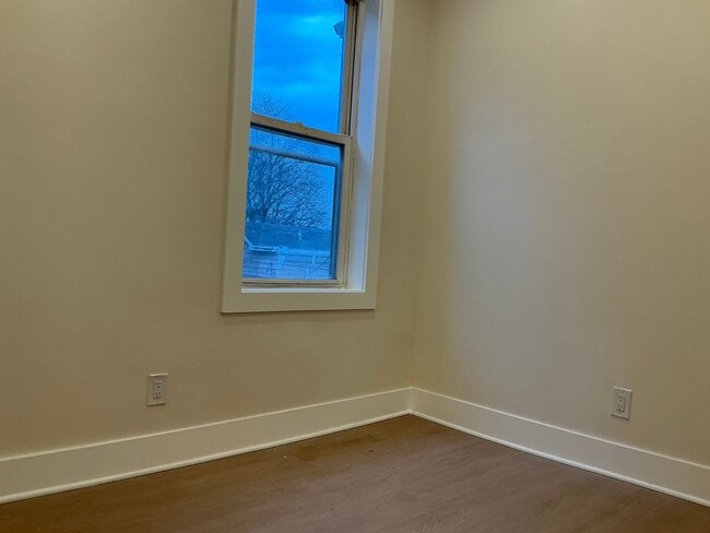 Building Photo - Refine Tyler Realty LLC