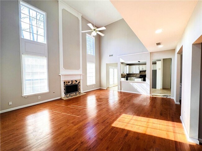 Building Photo - 152 Parkstone Way