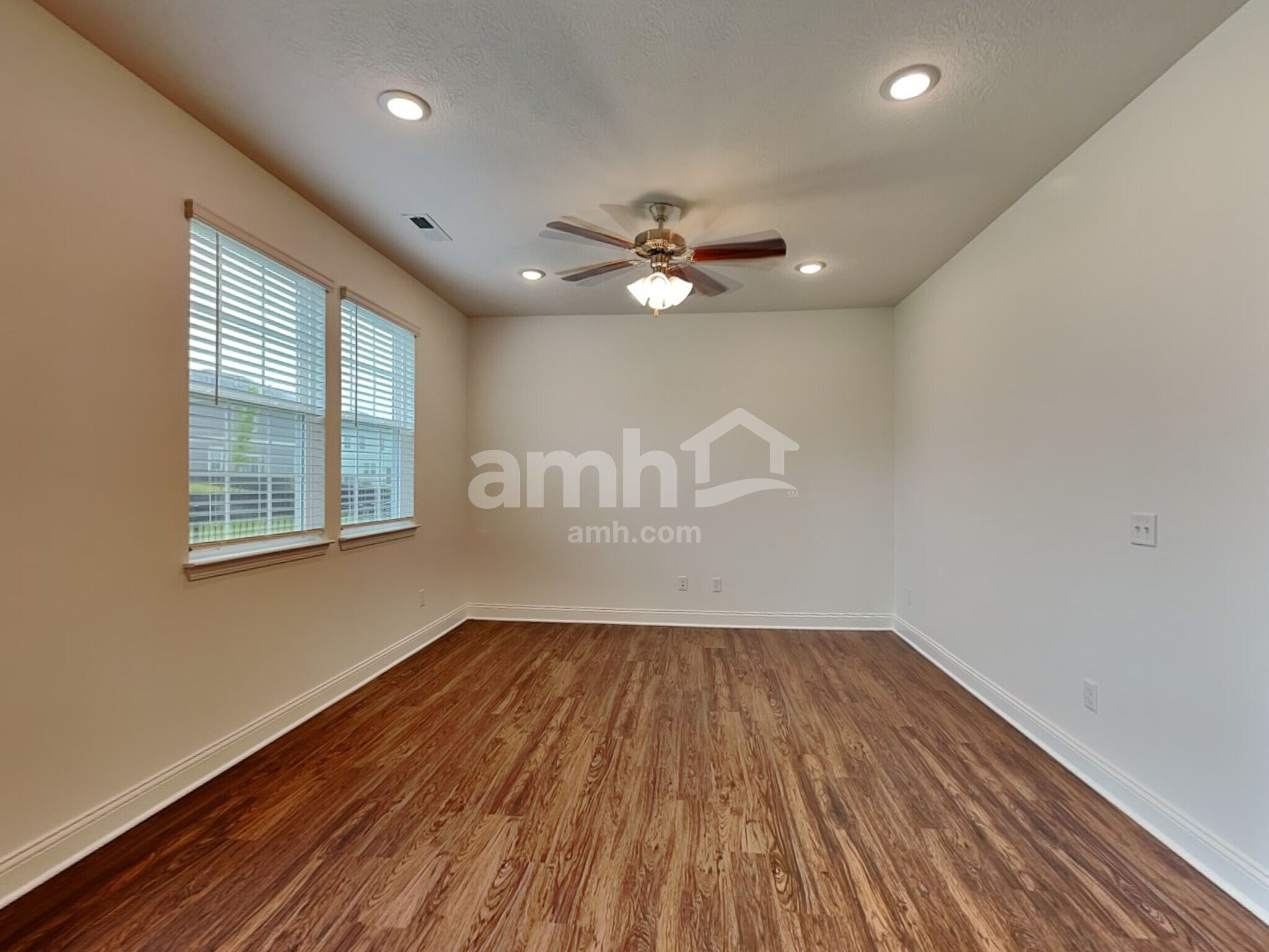 Building Photo - 8393 Merlin Dr