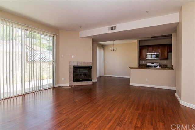 Building Photo - 13133 Le Parc Blvd