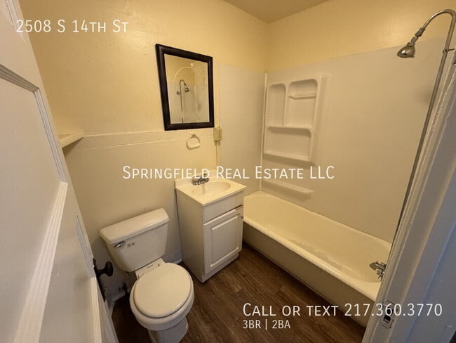 Building Photo - 2508 S 14th St