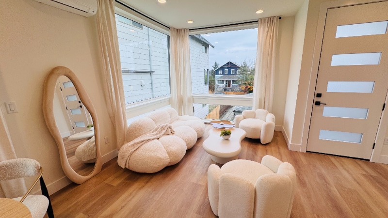 Building Photo - 4029A 51st Ave SW