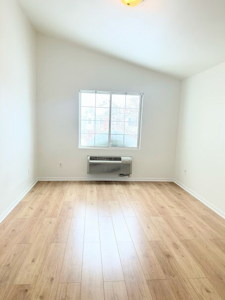 Building Photo - 138 Bertram Dr