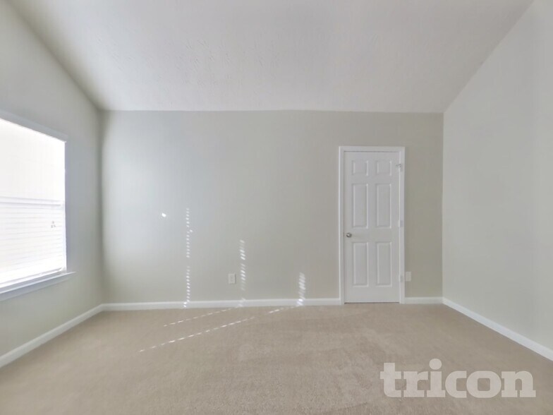 Building Photo - 2525 Sonoma Valley