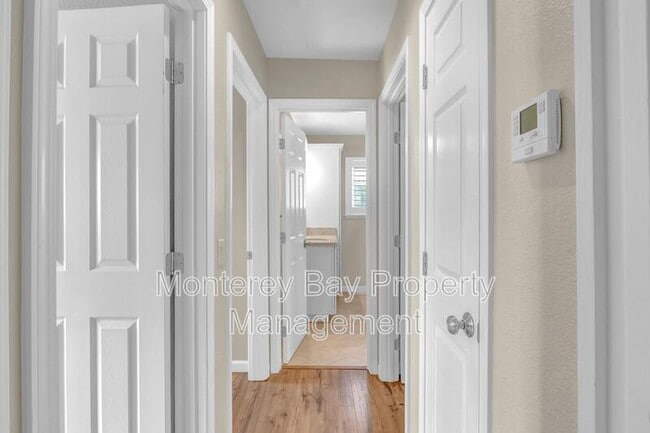 Building Photo - 1137 Mescal St