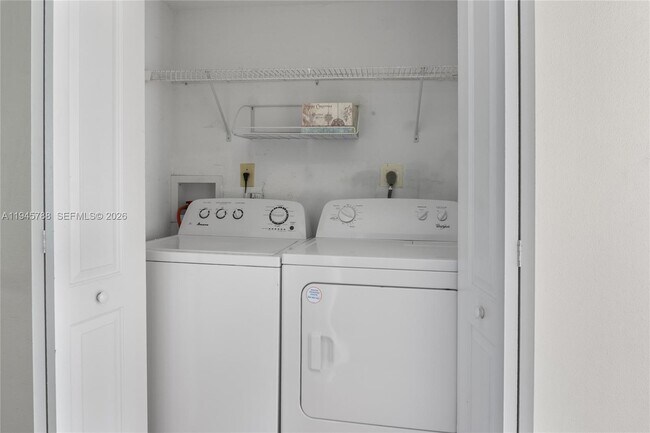 Building Photo - 2445 NW 33rd St