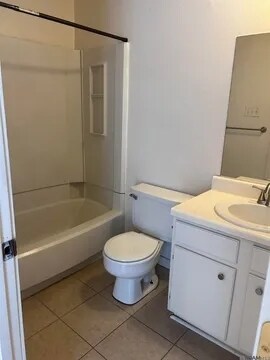 Building Photo - 13650 Kenner Ave