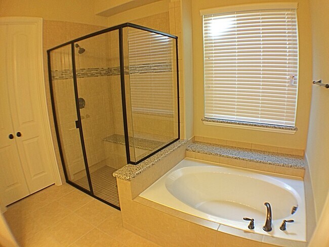 Building Photo - 5 Bdrm/4 Bath / Media Room/ 3300 SF In North Carrollton/Brick And Stone Facade