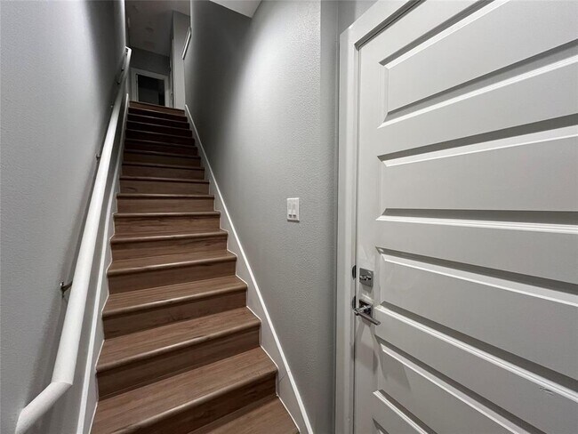 Building Photo - 11425 Pastini Cir