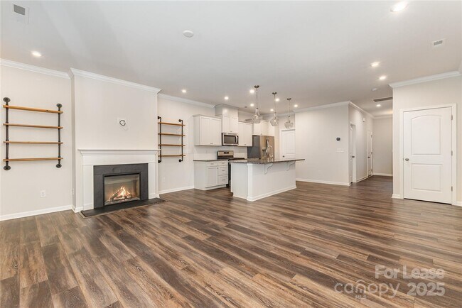 Building Photo - 17112 Carolina Hickory Dr