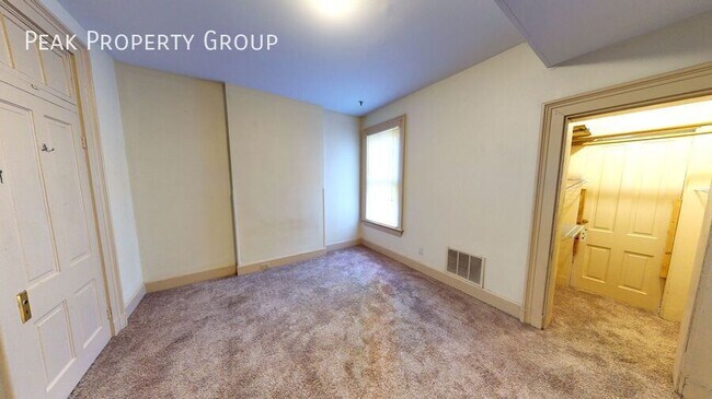 Building Photo - 30 E Hollister St