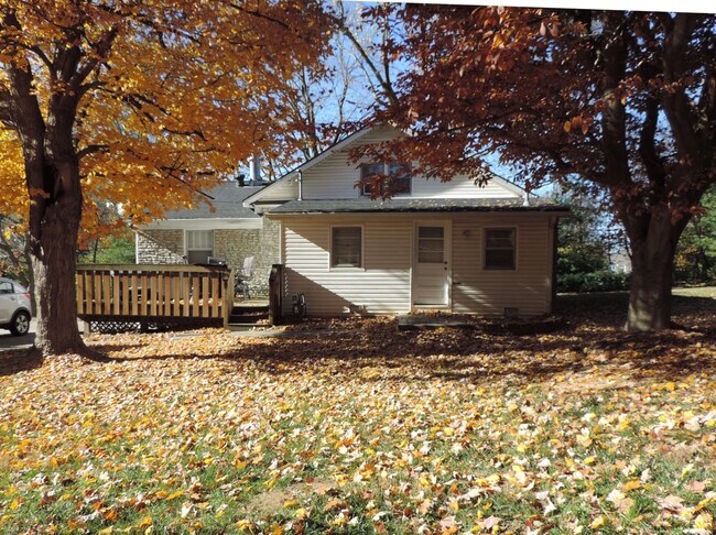 Building Photo - 396 Chilesburg Rd
