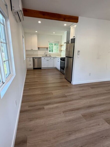 Building Photo - 3140 Cazador St