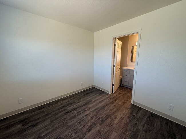 Building Photo - Free Month of Rent for Move in before Dec 1st - Brand New Upstairs 3 Bedroom Apartment with a View