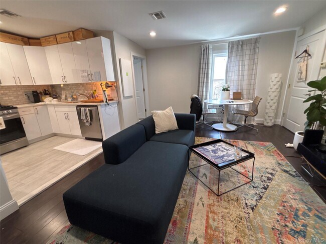 Building Photo - 3 Bryant Ave