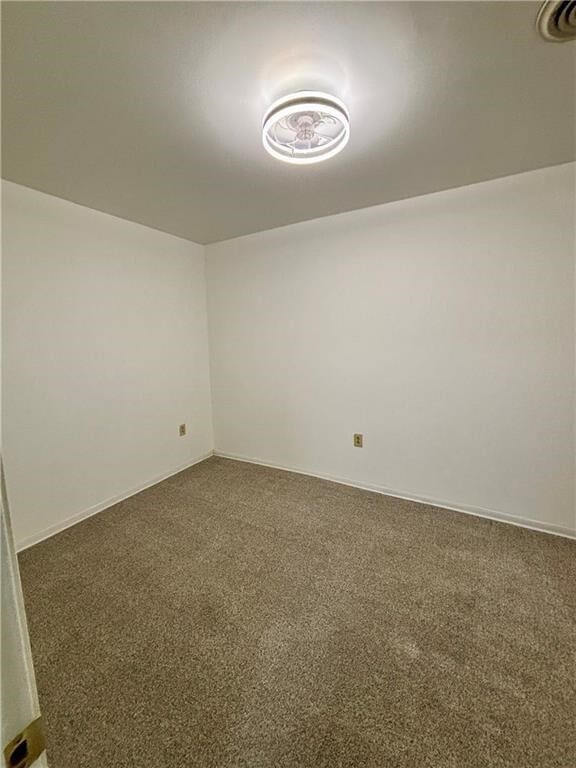 Building Photo - 118 S Main St