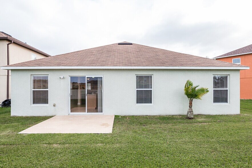 Building Photo - 1943 Kimlyn Cir