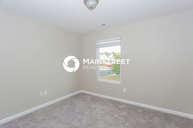 Building Photo - 4 Bedroom Pet-Friendly Home in Harrisburg, NC with Main Street Renewal