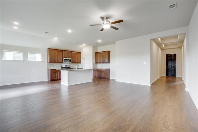 Building Photo - 16625 Hidden Cove Dr