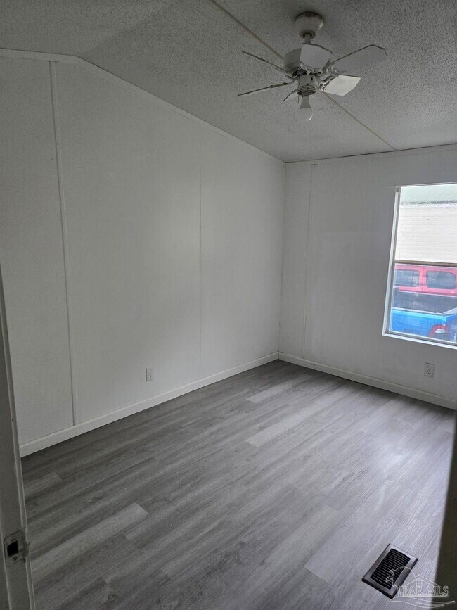 Building Photo - 5675 Saufley Field Rd