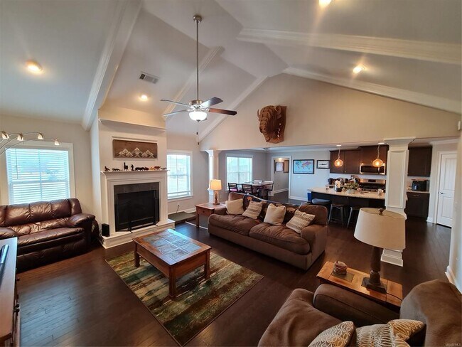 Building Photo - 919 Wheat Ridge Dr