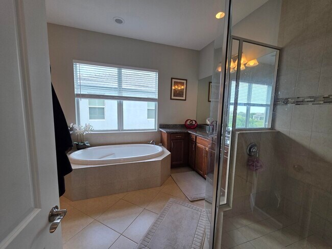 Building Photo - 16007 Whippoorwill Cir