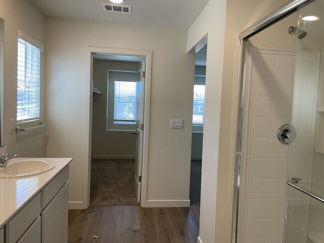 Building Photo - Newer Build Home in Lemmon Valley