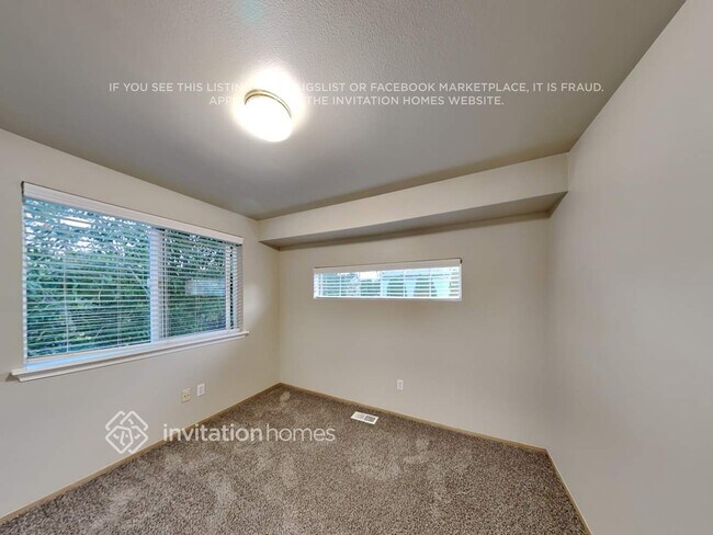 Building Photo - 14101 80th Ave Ct E