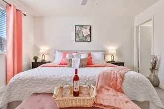 Building Photo - 531 W Del Campo Ave