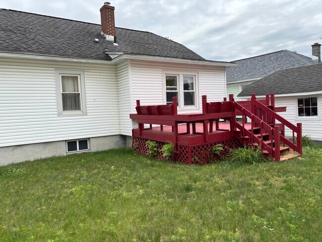 Building Photo - 19 Dott Ave