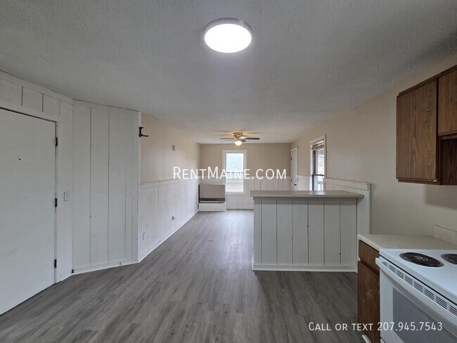 Building Photo - 132 Spring St