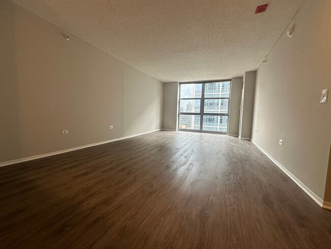 Building Photo - 180 N Jefferson St