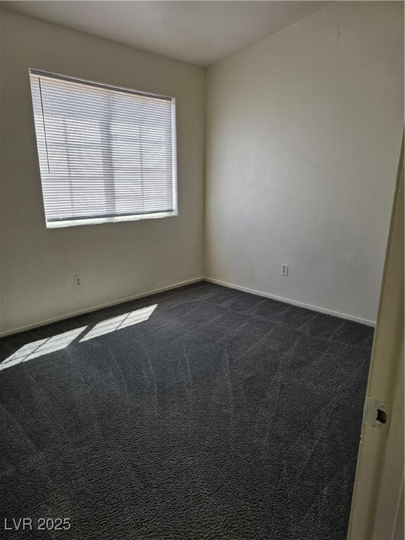 Building Photo - 2500 Adelante Ave