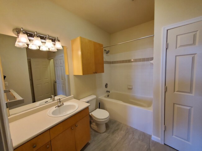 Building Photo - 3021 Nicosh Cir