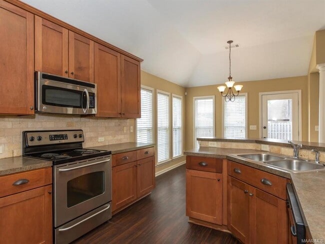 Building Photo - 9728 Silver Bell Ct